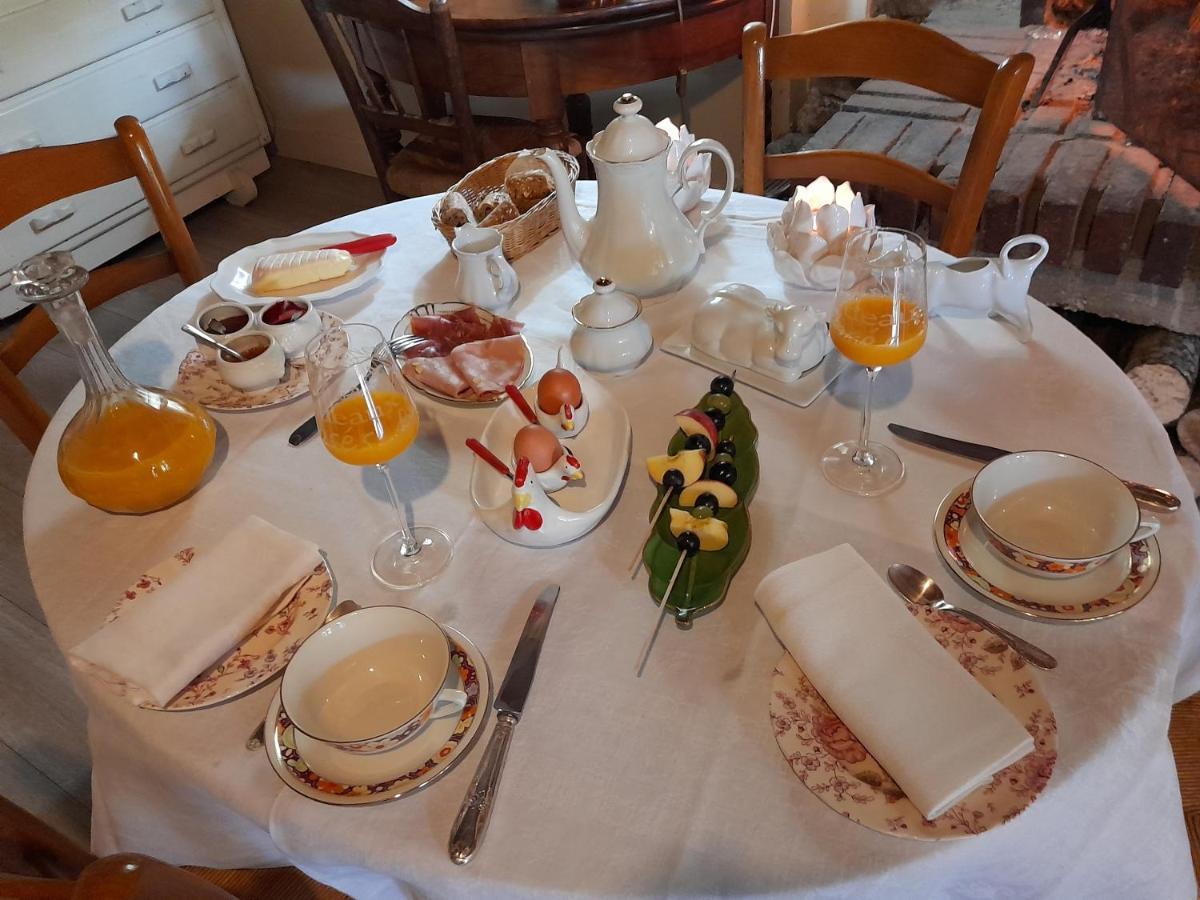 Bed and Breakfast Aux Glycines Marcilly-Ogny Экстерьер фото